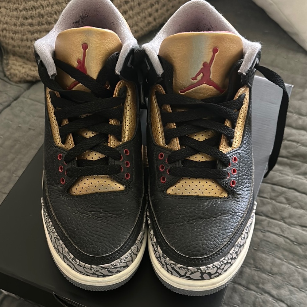Women’s Air Jordan, three retro Black/Cement/ Gold
